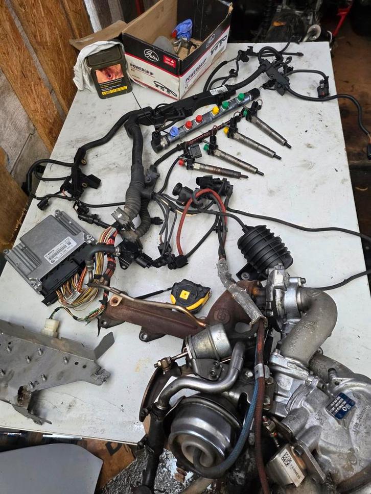 Kit moteur n47 2l.3 biturbo ,boitier inj, cablage, injecteur, Autos : Pièces & Accessoires, Systèmes d'échappement, Enlèvement ou Envoi