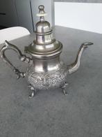 Theepotje, Enlèvement