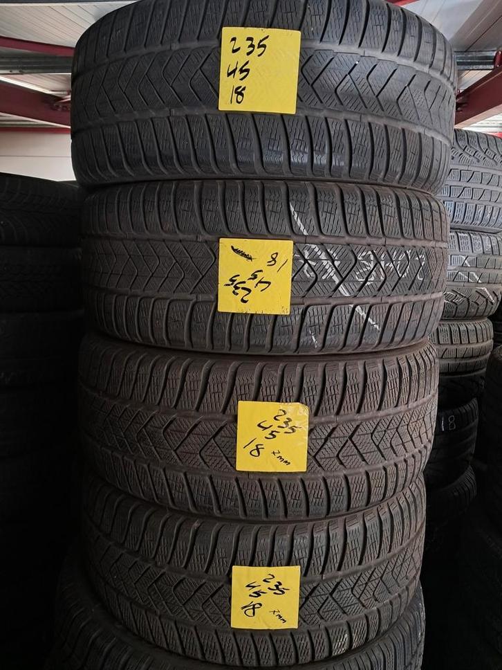 235/45/18 235/45R18 2354518 winter Pirelli 2023, Auto diversen, Autosport-onderdelen, Zo goed als nieuw, Ophalen