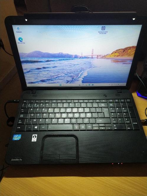 Laptop Toshiba windows 11 en office, Computers en Software, Windows Laptops, Gebruikt, 15 inch, SSD, 2 tot 3 Ghz, 8 GB, Azerty