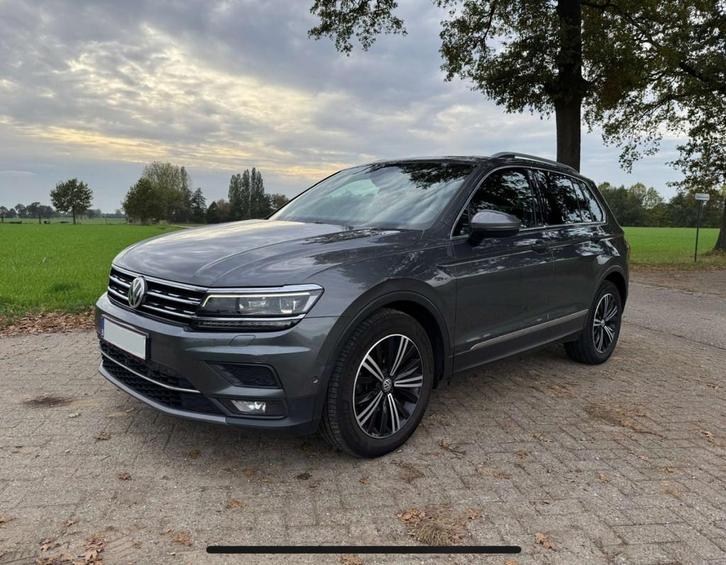 Volkswagen Tiguan Highline FULL OPTIONS (bj 2017, automaat), Auto's, Volkswagen, Bedrijf, Te koop, Tiguan, 360° camera, ABS, Adaptive Cruise Control