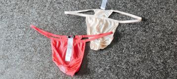 String Hom serie plumes xl, Enlèvement, Rouge