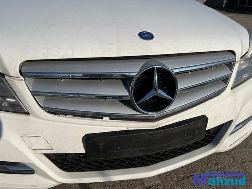 MERCEDES C klasse W204 grille 2011-2014, Auto-onderdelen, Overige Auto-onderdelen, Mercedes-Benz, Gebruikt, Ophalen of Verzenden