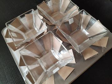 Vierkante glazen serveerschaal met 4 schalen, merk Caldier