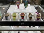 Montre Ice Watch Digit Rétro NEUVE, Handtassen en Accessoires, Horloges | Dames, Staal, Polshorloge, Nieuw, Kunststof
