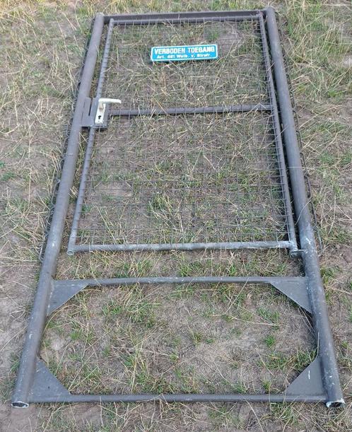 Te koop: stevige, zwarte tuinpoort met rasterwerk., Tuin en Terras, Tuinpoorten, Gebruikt, Looppoort, IJzer, 150 tot 200 cm, 100 tot 150 cm