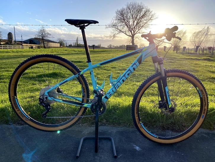 MTB bianchi magma, Fietsen en Brommers, Fietsen | Heren | Sportfietsen en Toerfietsen, Zo goed als nieuw, 15 tot 20 versnellingen