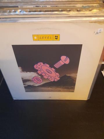 lp - level 42 - world machine beschikbaar voor biedingen