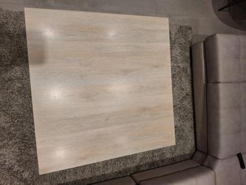 Salontafel  beschikbaar voor biedingen