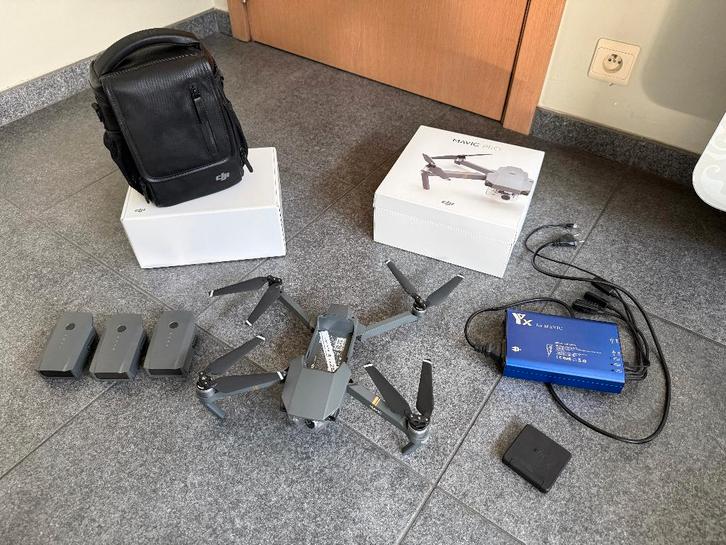DJI Mavic PRO + Phantom 3 advanced, TV, Hi-fi & Vidéo, Drones, Utilisé, Drone avec caméra, Enlèvement