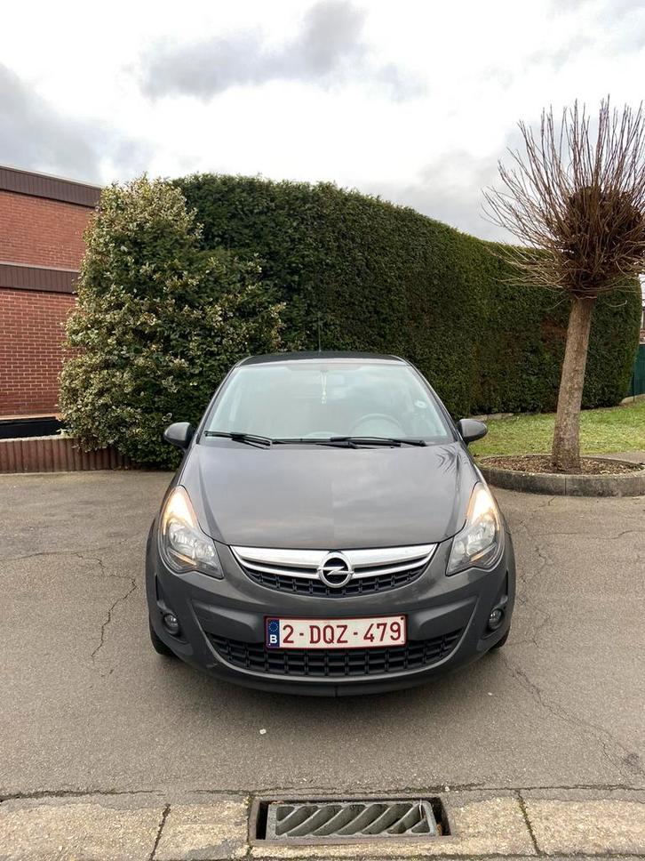 Opel corsa 1.2 benzine - 2015, Auto's, Opel, Particulier, Corsa, Benzine, Onderhoudsboekje, Ophalen