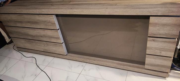 Massieve grote dressoir kast (als nieuw), Huis en Inrichting, Kasten | Dressoirs, Ophalen