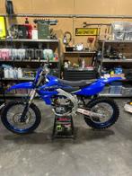 Yamaha yzf 250 2023, Fietsen en Brommers, Ophalen, Zo goed als nieuw