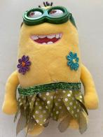 Minion knuffel met groen rokje en bril NIEUW, Ophalen, Nieuw