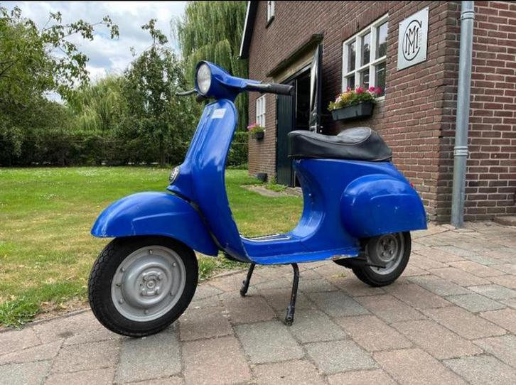 Vespa V50 | Vespa 50S | Vespa 50 Special | vespa oldtimer, Fietsen en Brommers, Scooters | Overige merken, Zo goed als nieuw, Ophalen
