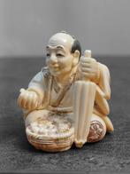 Ivoren Netsuke met Cites verklaring, Ophalen of Verzenden