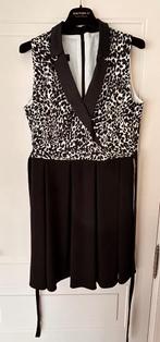 Kleed jurk zwart medium linea raffaeli, Maat 38/40 (M), Ophalen of Verzenden, Zo goed als nieuw, Zwart