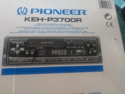 Pioneer autotuner met cassette-discplayer en 2 boxen, Auto diversen, Autospeakers, Zo goed als nieuw, Ophalen