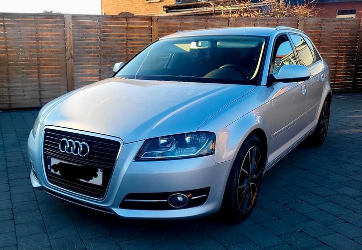 Audi A3 SportBack 1.6Tdi "Sport", Auto's, Audi, Particulier, A3, Diesel, Euro 5, Berline, 5 deurs, Handgeschakeld, Zilver of Grijs