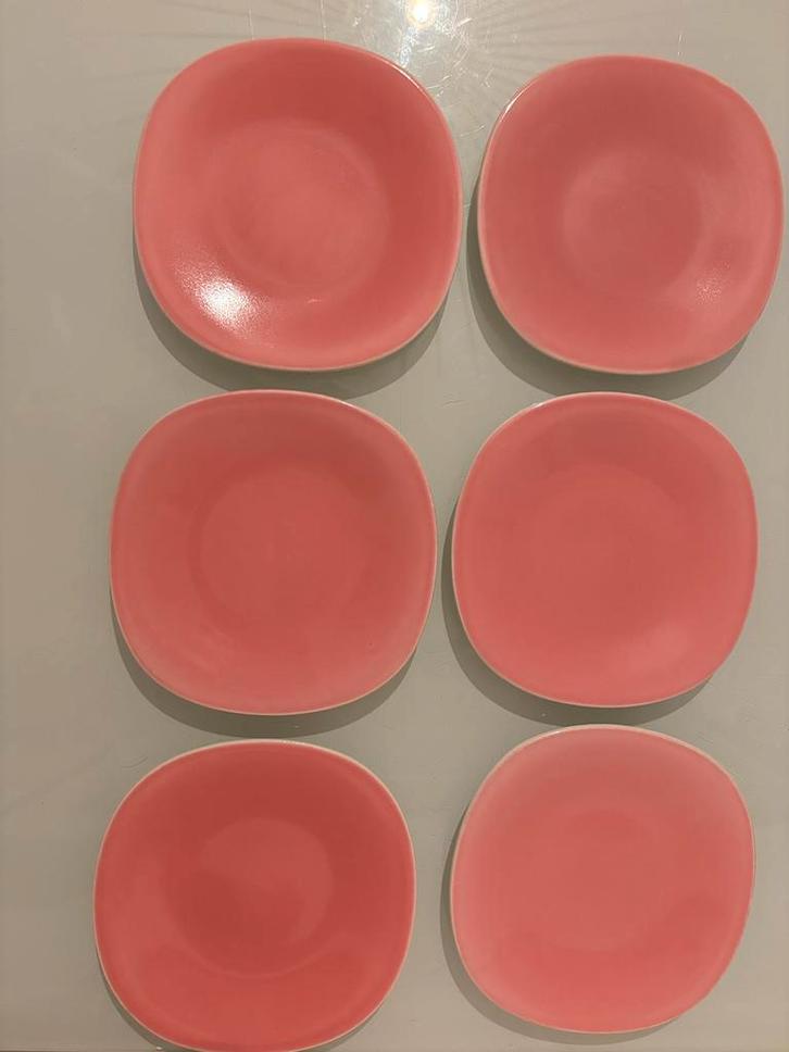 Villeroy & Boch 6 roze onder bordjes retro, Antiquités & Art, Antiquités | Services (vaisselle) pièces, Enlèvement ou Envoi