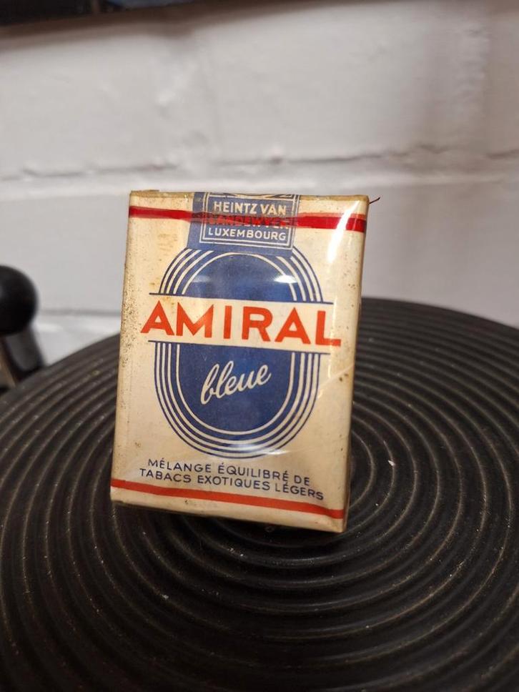 Oud vol pakje sigaretten Amiral, Verzamelen, Merken en Reclamevoorwerpen, Gebruikt, Verpakking, Ophalen of Verzenden