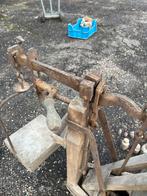 Oude weegschaal, Ophalen