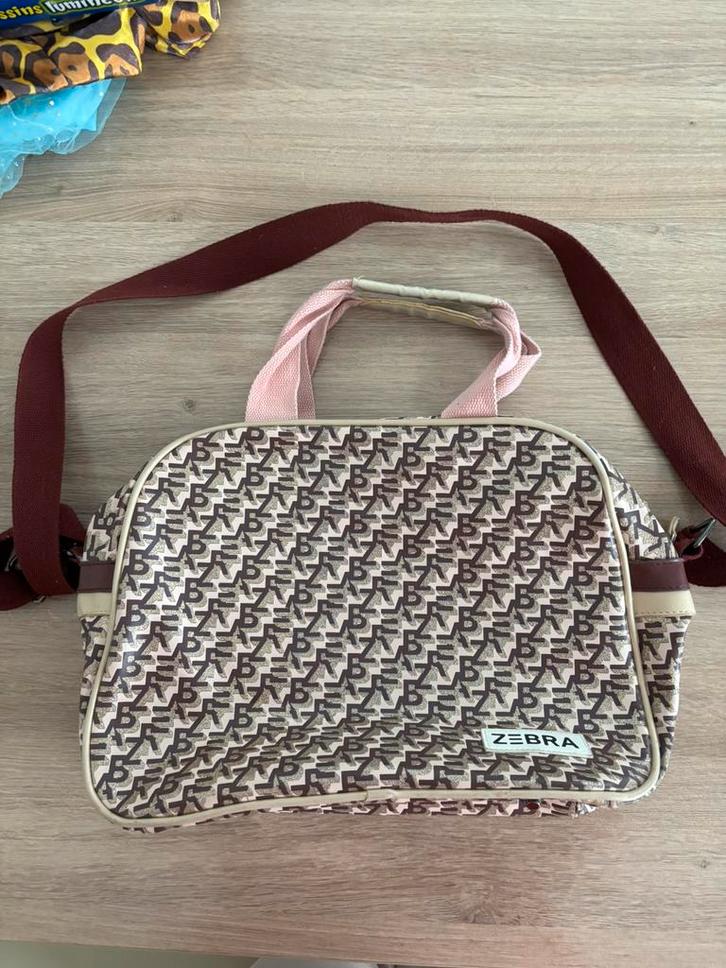 Schoudertas voor hobby. Merk Zebra., Bijoux, Sacs & Beauté, Sacs | Sacs à bandoulière, Utilisé, Autres marques, Rose, Enlèvement ou Envoi