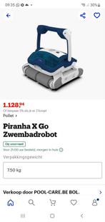 Zwembadrobot doet vloer en wandhoeken, Ophalen, Zo goed als nieuw