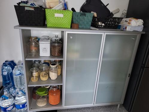 Moderne opbergkast met schuifdeuren, Huis en Inrichting, Kasten | Lockerkasten, Zo goed als nieuw, Ophalen of Verzenden