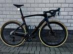 Demofiets Pinarello Dogma F Dura-Ace DI2 56, 28 inch, Carbon, Heren, Zo goed als nieuw