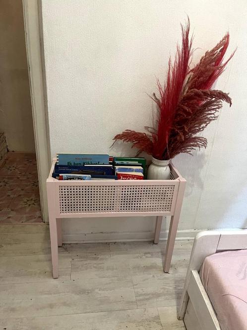 Webbing houten rek voor Planten/ boeken kinderkamer roze, Huis en Inrichting, Kasten | Overige, Zo goed als nieuw, Ophalen