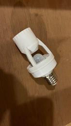 Douille de lampe avec détecteur de mouvement orientable - E2, Maison & Meubles, Comme neuf, E27 (grand), Enlèvement ou Envoi