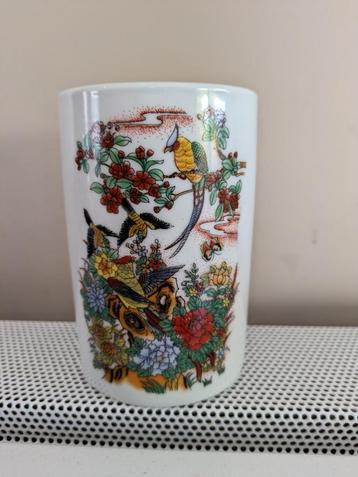 Chinese penseelhouder met stempel  beschikbaar voor biedingen