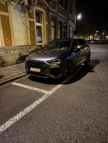 AUDI RSQ3 SUV MODEL, Autos, Audi, Achat, Carnet d'entretien, Noir, 5 cylindres