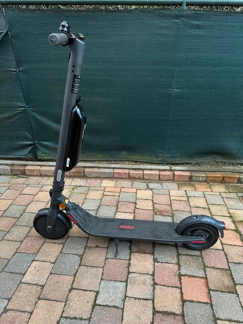 Segway ninebot E45E, Fietsen en Brommers, Steps, Zo goed als nieuw, Ophalen