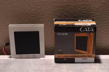 Kleine wandlampjes (11 stuks beschikbaar)  beschikbaar voor biedingen