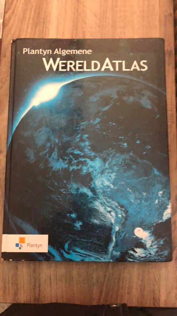 Editie 2004 Plantyn Wereldatlas, Ophalen of Verzenden, Zo goed als nieuw
