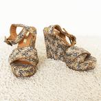 Prachtige Esprit Sleehakken s24 (Maat 36) € 20,-, Kleding | Dames, Overige kleuren, Verzenden, Sandalen of Muiltjes, Zo goed als nieuw