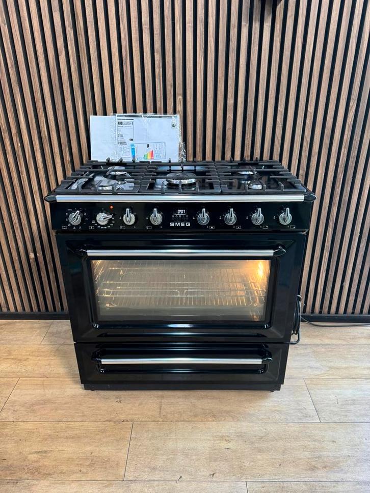 Luxe hoogglans Smeg Victoria Fornuis 90 cm (Gratis bezorgen), Elektronische apparatuur, Fornuizen, Zo goed als nieuw, Vrijstaand