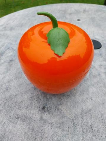 oranje appel-ijsemmer beschikbaar voor biedingen