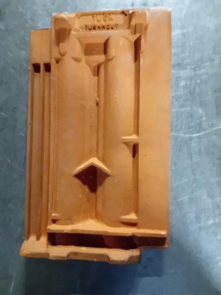 75 m2      1.125 TUCA dakpannen  (42cm x 24,5cm), Doe-het-zelf en Bouw, Dakpannen en Dakbedekking, Gebruikt, Dakpannen, Steen of Klei