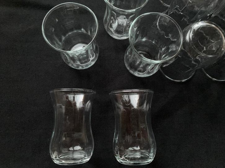 20 VERRES A THE NEUFS, TYPE KARACA * DESIGN ELEGANT, Collections, Verres & Petits Verres, Neuf, Autres types, Enlèvement