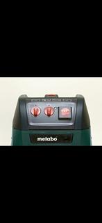 Aspirateur metabo, Comme neuf, 1200 à 1600 watts, Enlèvement, Réservoir