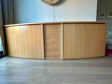 Un buffet modern en bois clair massif, Avec tiroir(s), 200 cm ou plus, Moins de 100 cm, Comme neuf