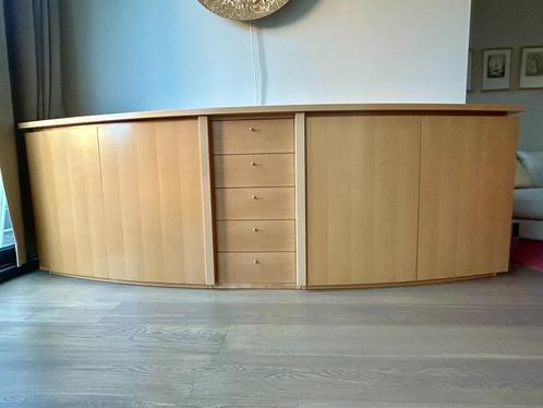 Een modern dressoir in massief licht hout, Huis en Inrichting, Kasten | Buffetkasten, Zo goed als nieuw, Minder dan 100 cm, 200 cm of meer