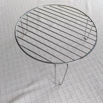 pizza of taart verhoger voor oven beschikbaar voor biedingen