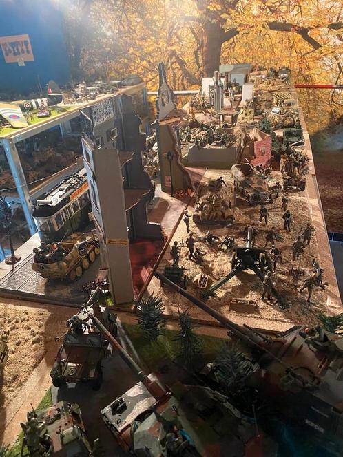 Uitgebreide collectie modelbouw WOI en WOII, Verzamelen, Militaria | Algemeen, Ophalen