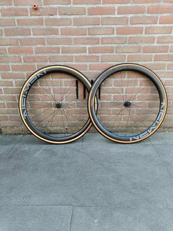 Carbon Newman advanced sl r38 disc wielen shimano, Enlèvement ou Envoi, Vélo de course, Comme neuf, Newman