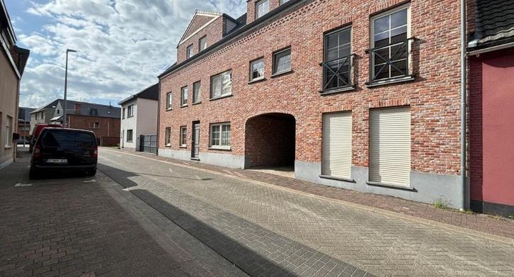 Carport te huur centrum Beerse., Immo, Garages en Parkeerplaatsen, Turnhout