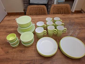 Kampeer servies rosti mepal limoengroen, Enlèvement, Comme neuf